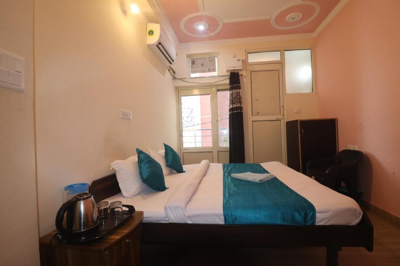 Triple One Hotel Tapovan Rishikesh,Near Laxman Jhula Exterior foto