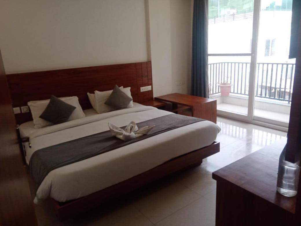 Triple One Hotel Tapovan Rishikesh,Near Laxman Jhula Exterior foto